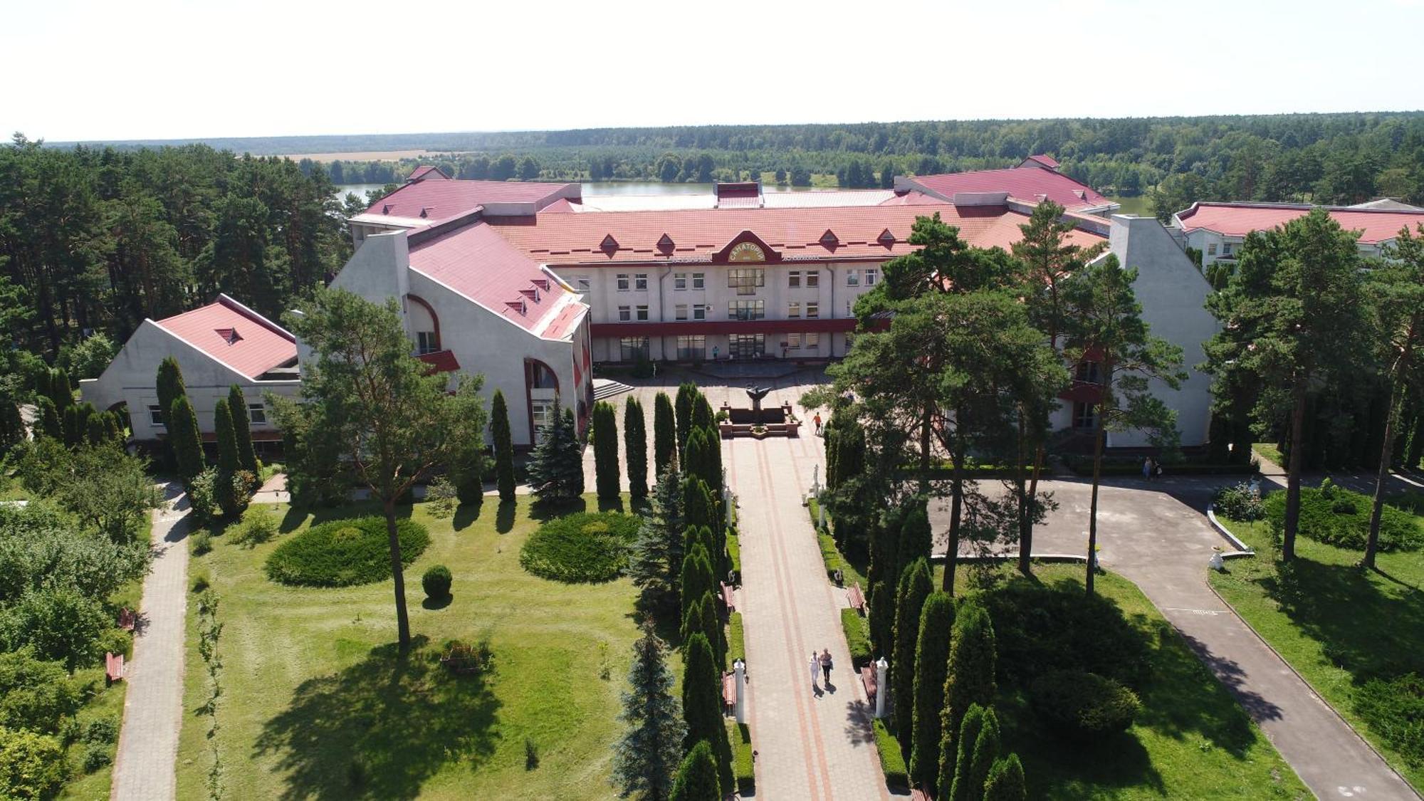 Санаторій Червона Калина Zhobryn Exterior photo